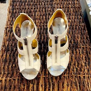 Like new Michael Michael  Kors shoes